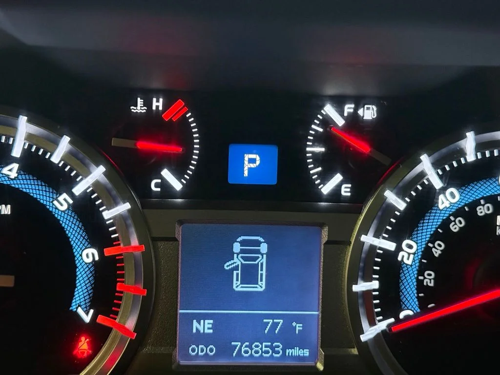 Used 2015 White Toyota SR5 Premium image 14