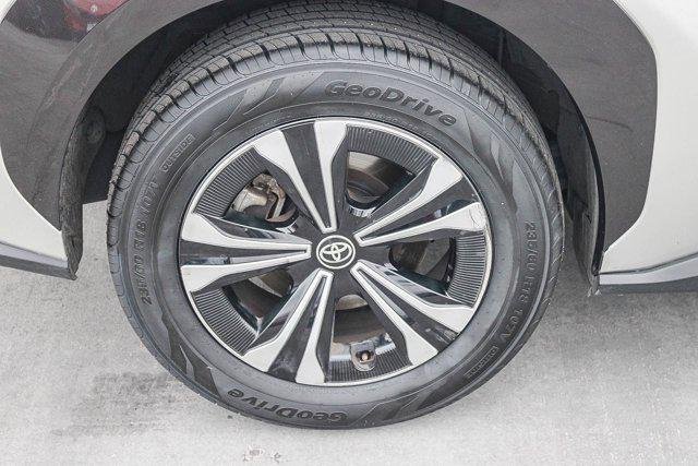 2024 Toyota bZ4X XLE - Photo 11