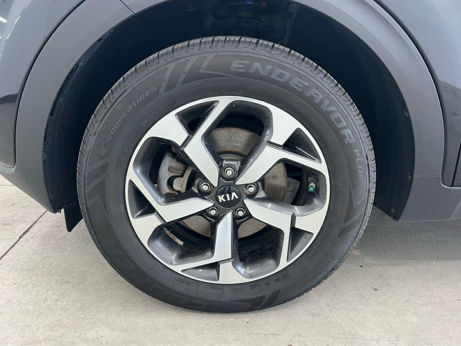 2022 Kia Sportage LX - Photo 7