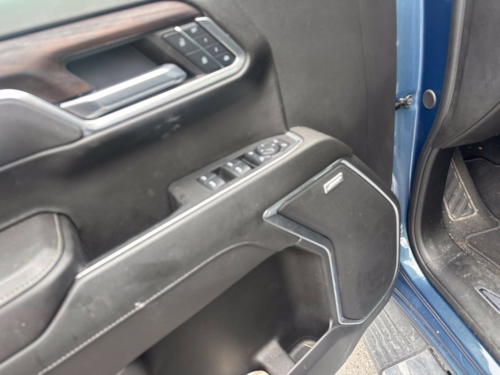 Used 2024 Blue GMC SLT image 11