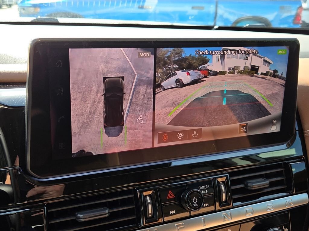 Used 2026 Gray Nissan Platinum image 27