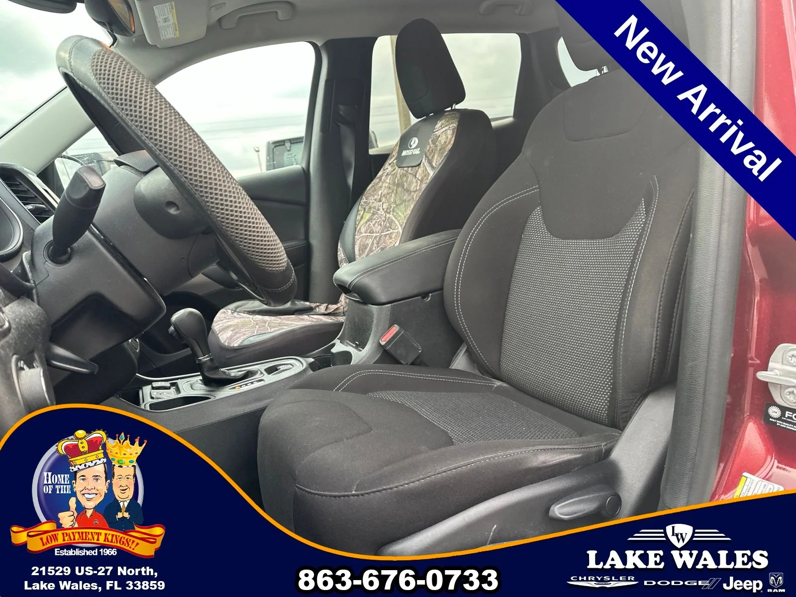 Used 2021 Red Jeep Latitude image 17