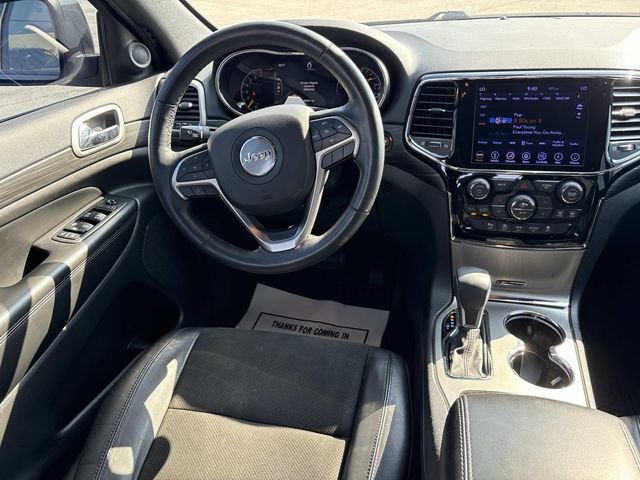 Certified Used 2019 Gray Jeep Altitude image 13