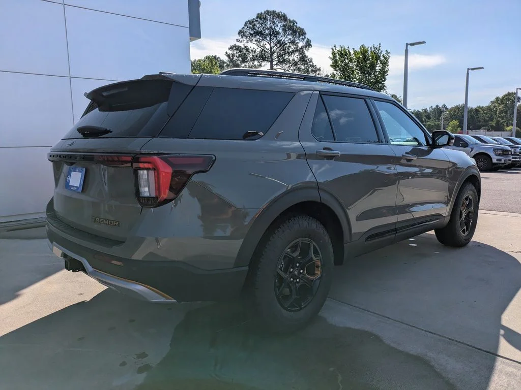 New 2026 Marsh Gray Ford Tremor image 4