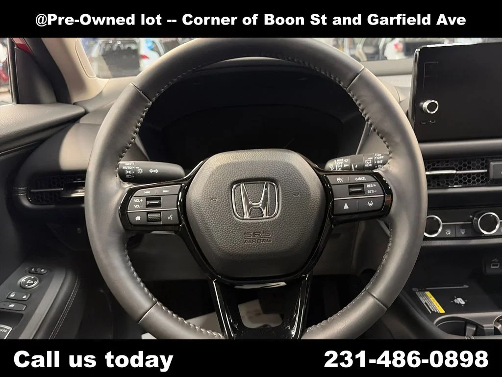 Used 2024  Honda EX-L image 19