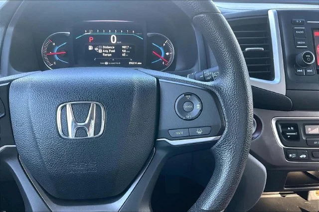 Used 2020  Honda LX image 19