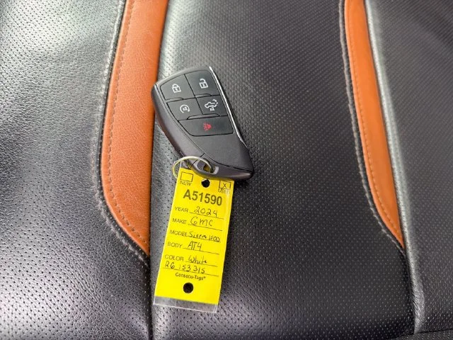 Used 2024 Summit White GMC AT4 image 39