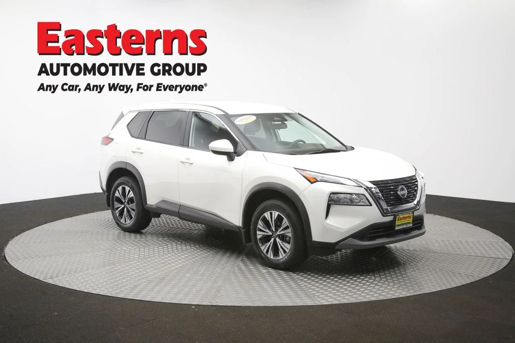 Used 2023 White Nissan SV image 48