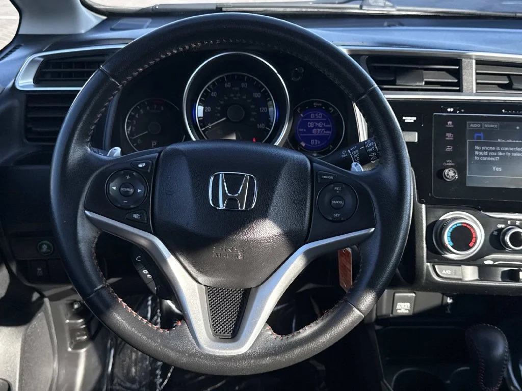 Used 2018  Honda Sport image 16