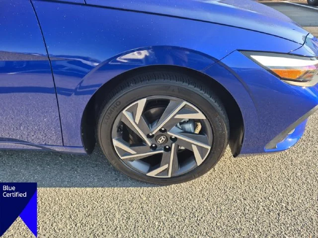Used 2025 Blue Hyundai SEL Sport image 12