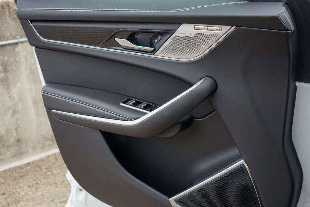 2026 Jaguar F-Pace R-Dynamic S - Photo 19