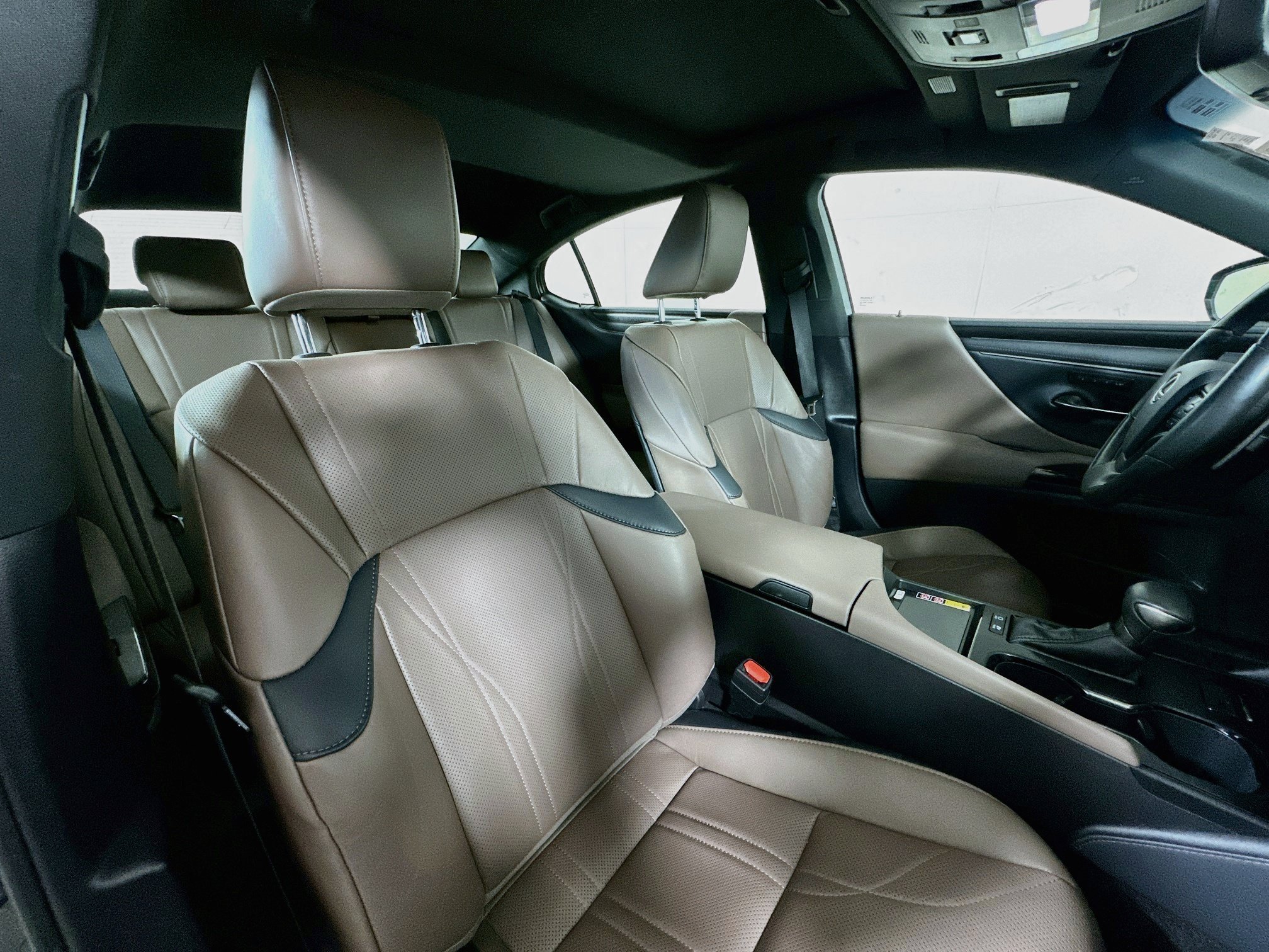 Used 2025 Caviar Lexus ES 300h Luxury image 26