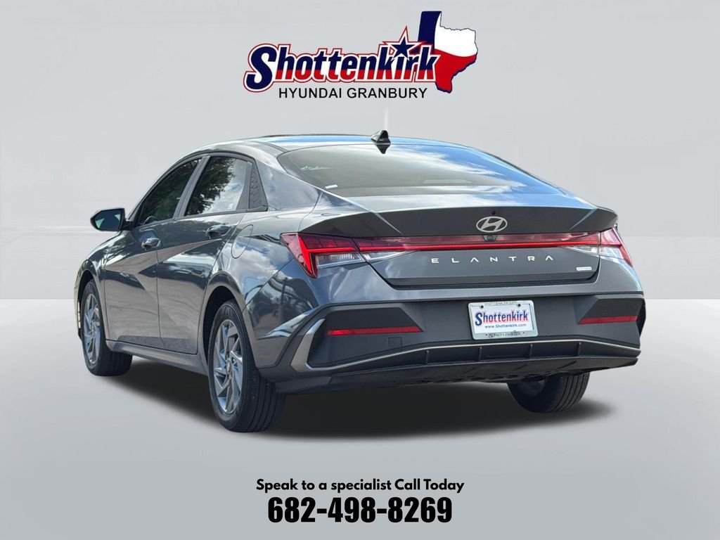 Certified Used 2025 Gray Hyundai Blue image 8