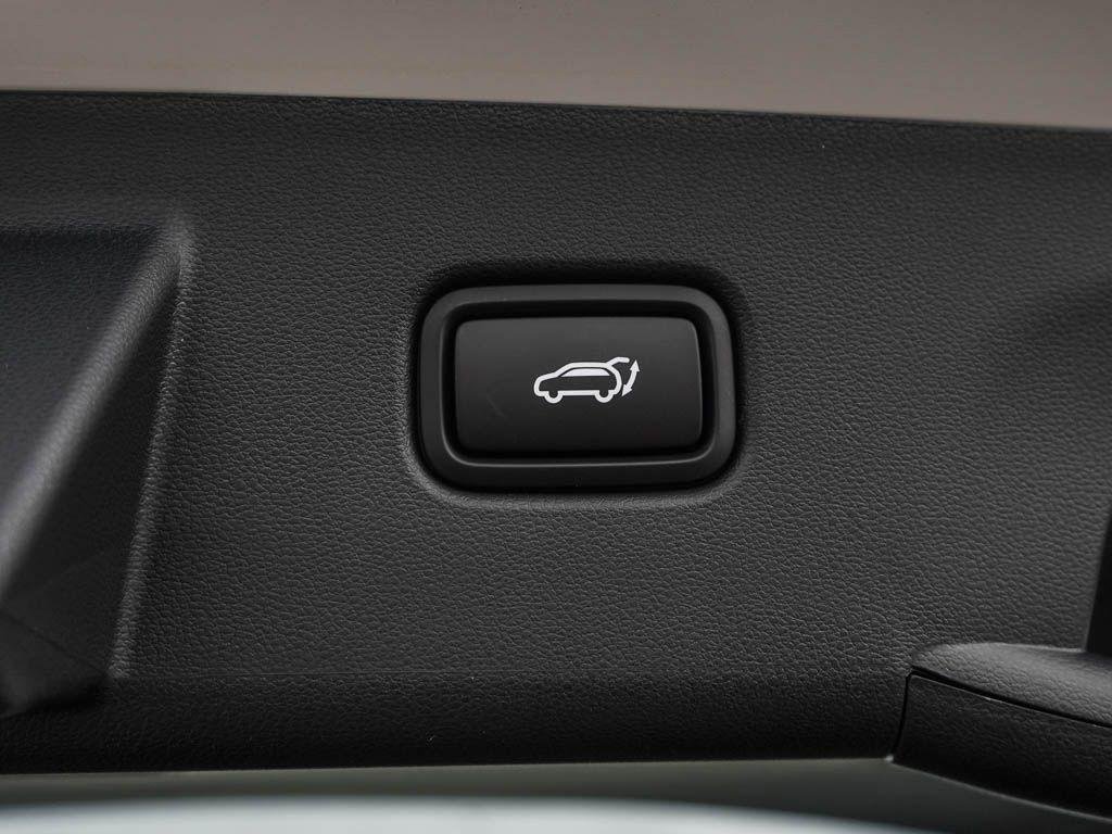 New 2026 Shimmering Silver Hyundai Limited AWD image 35