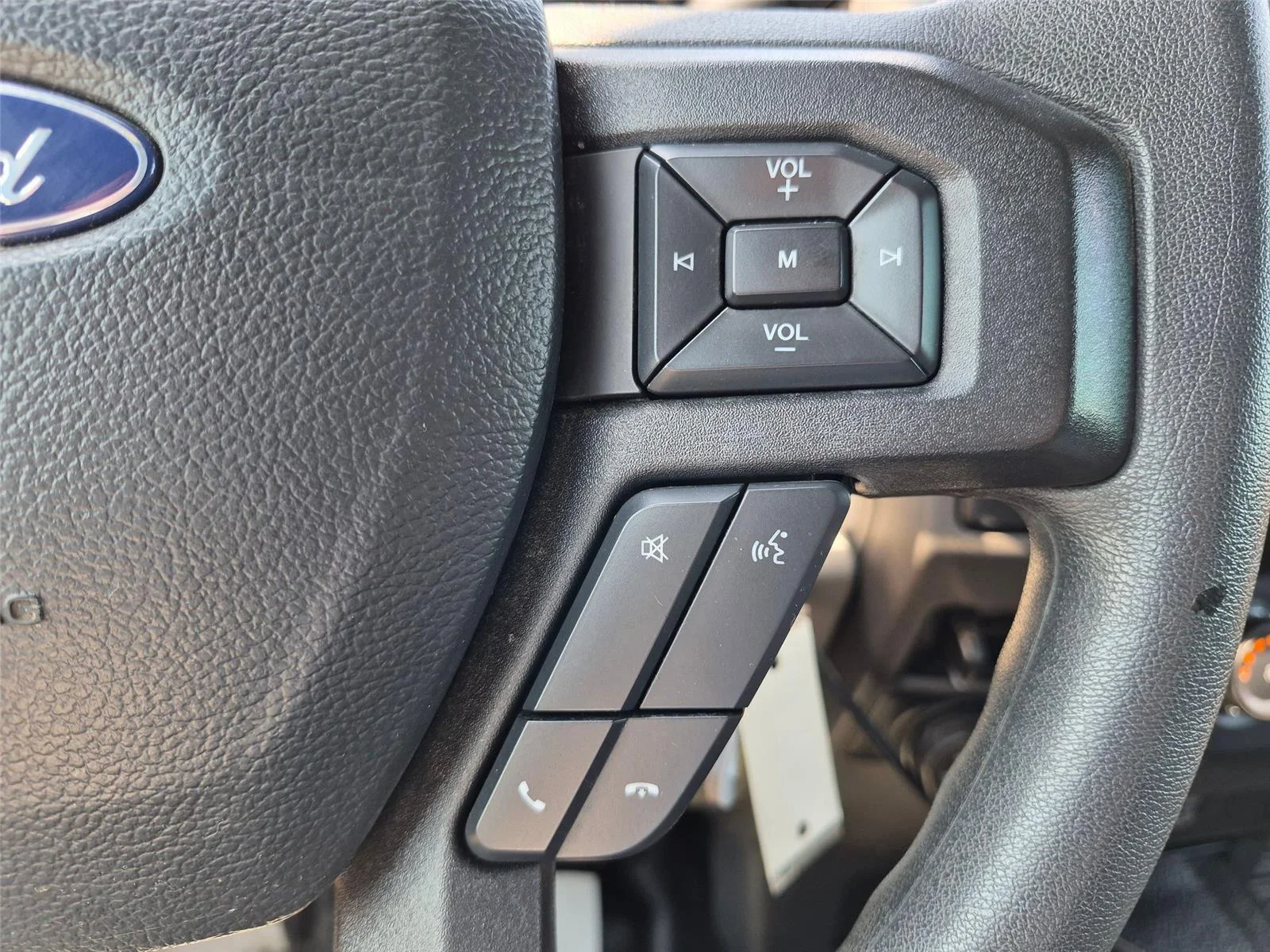 Used 2022 Oxford White Ford XL image 18