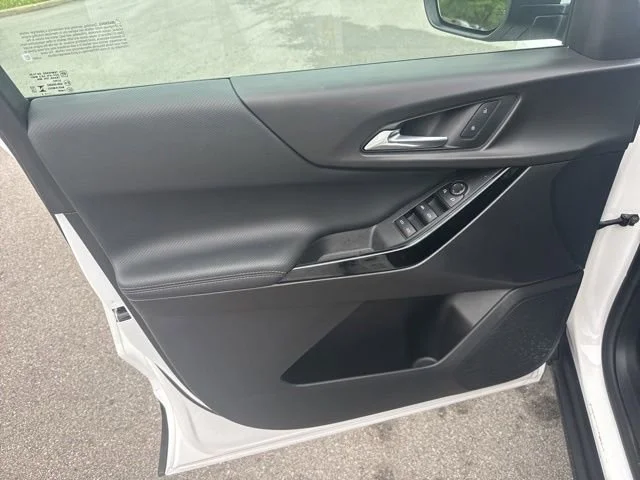 2025 Chevrolet Equinox LT - Photo 14