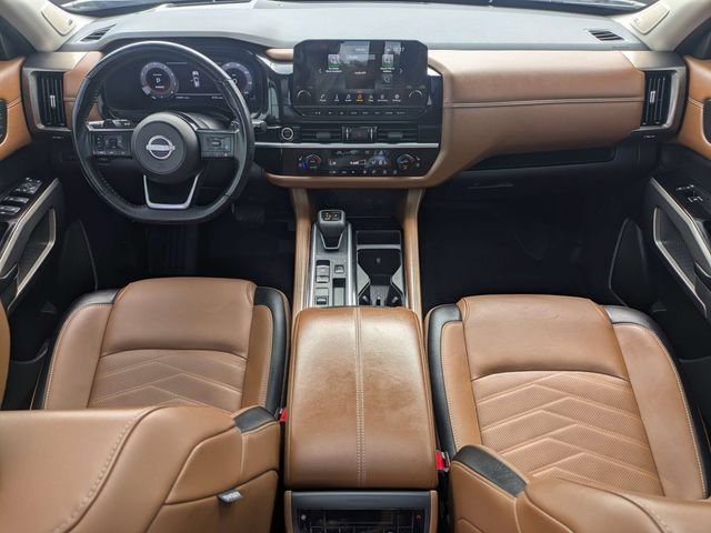 Used 2024 Beige Nissan Platinum image 16