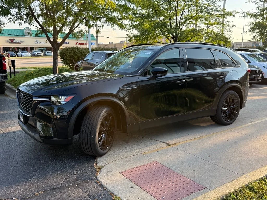 New 2026 Black Mazda 3.3 Turbo Premium image 3