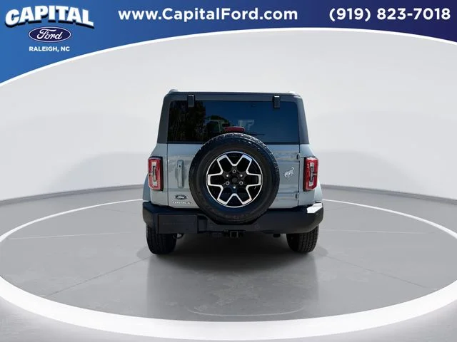 Used 2023 Gray Ford Outer Banks image 7