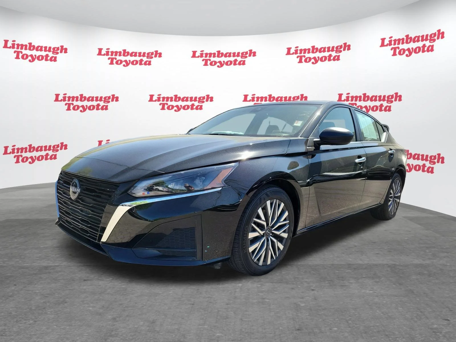 2025 Nissan Altima SV - Photo 21