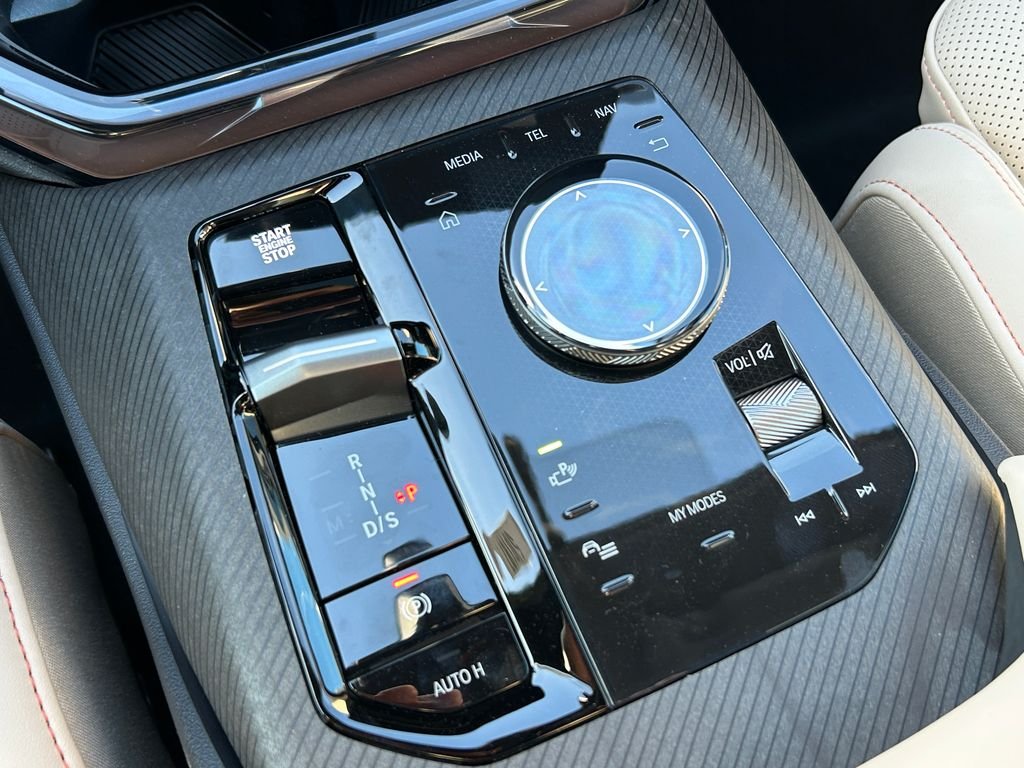 New 2026 Skyscraper Grey Metallic BMW 30 xDrive image 28