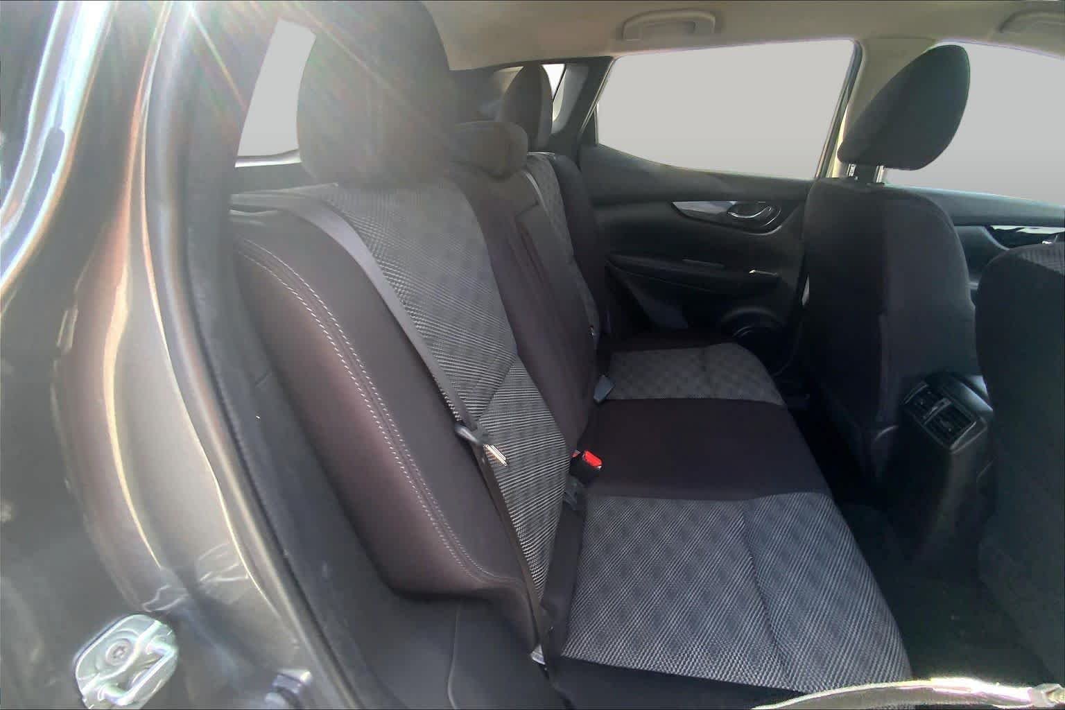 Used 2017 Gun Metallic Nissan SV image 19
