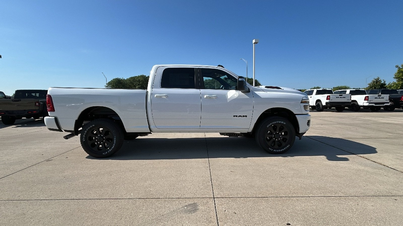 2025 Ram 2500 Laramie photo 2