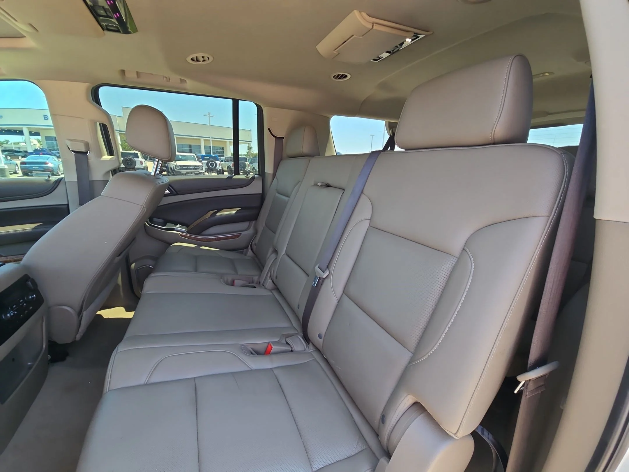 Certified Used 2019 Iridescent Pearl Tricoat Chevrolet Premier image 22