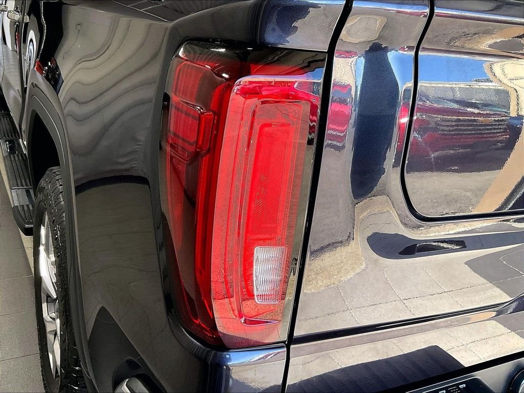 Used 2023 Silver GMC SLT image 34