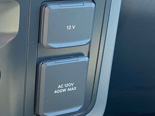 New 2026 Carbonized Gray Metallic Ford XLT image 20