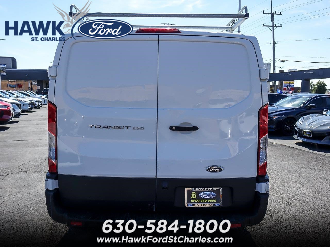 Used 2019  Ford T250 image 8