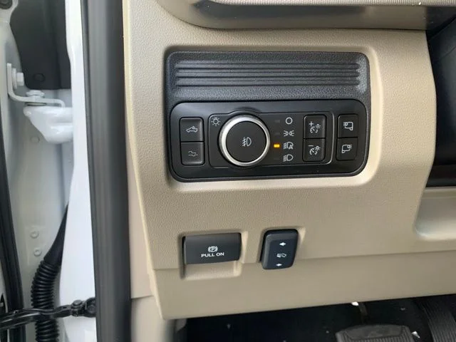 New 2026 White Ford F-350® Platinum® image 25