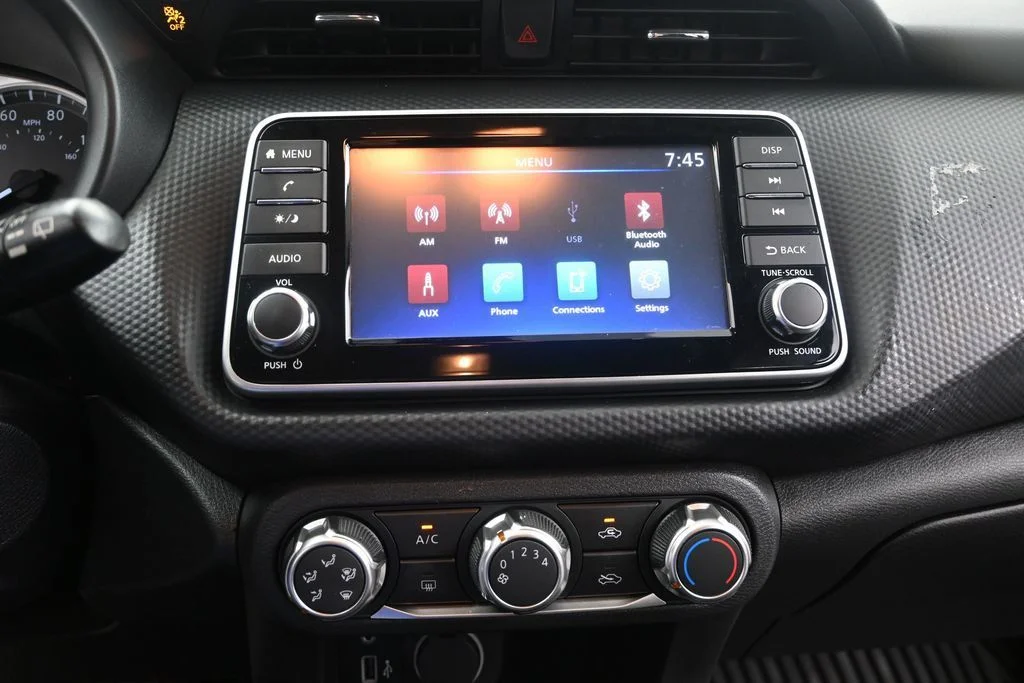 Used 2024 Gray Nissan S image 21
