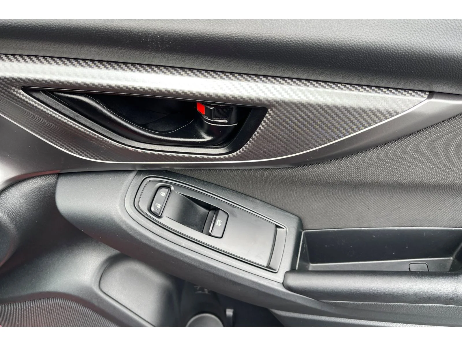Used 2022 IGNITION RED Subaru Base image 20