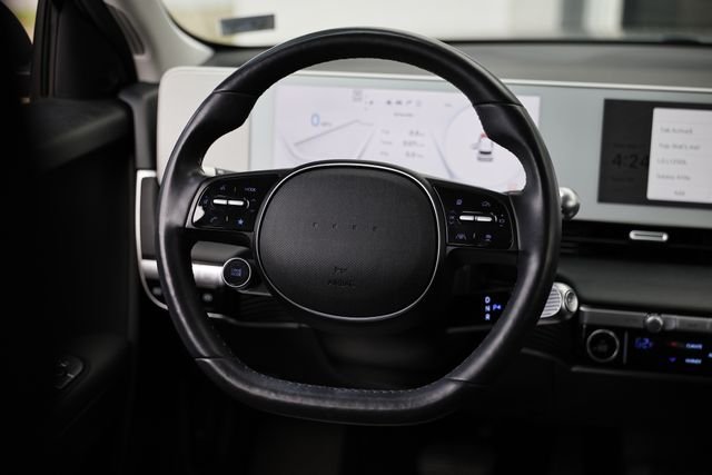 Used 2024 Shooting Star (Matte Gray) Hyundai SEL image 25