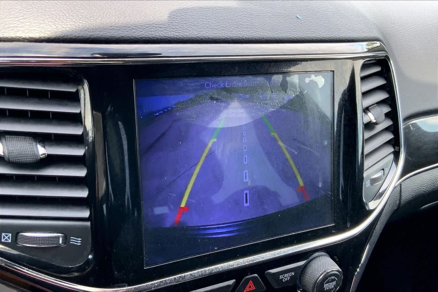 Used 2019 Diamond Black Crystal Pearlcoat Jeep Trailhawk image 28