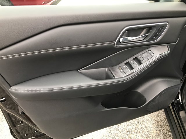 2026 Nissan Rogue Platinum - Photo 11