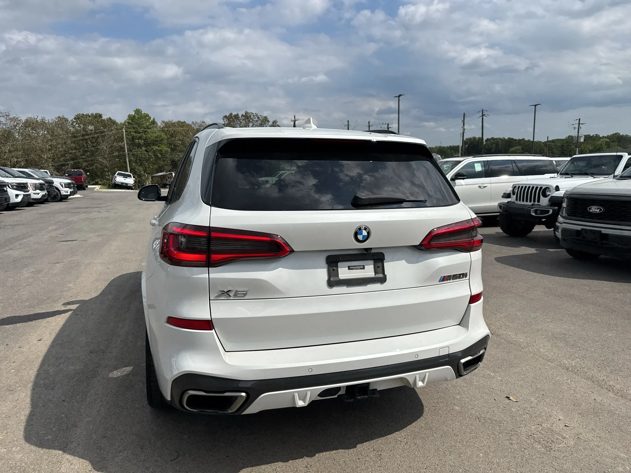 Used 2020 Mineral White Metallic BMW M50i image 7