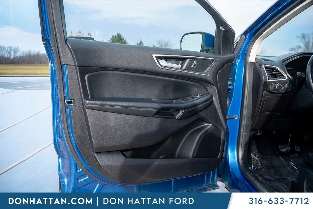 2022 Ford Edge SEL - Photo 15