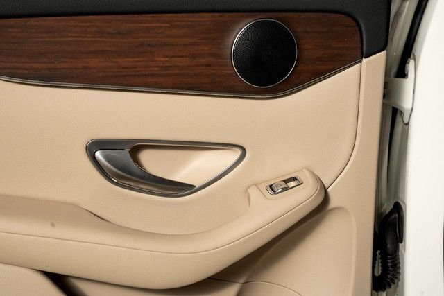 2022 Mercedes-Benz GLC GLC300 - Photo 57