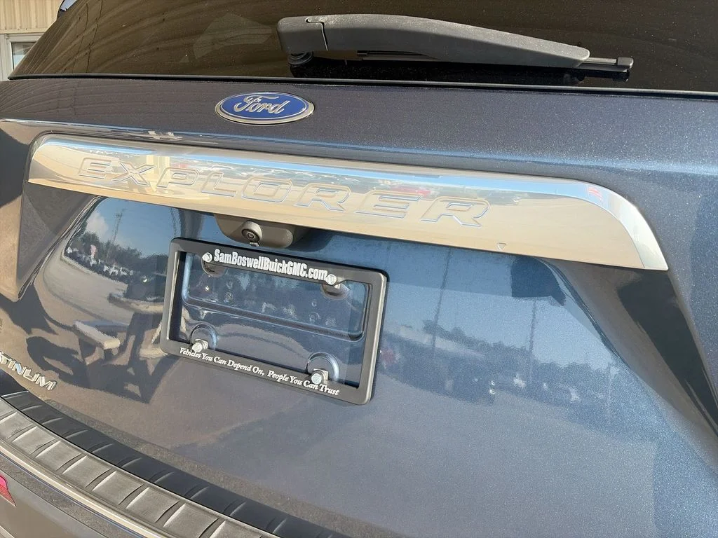 Used 2020 Blue Ford Platinum image 37