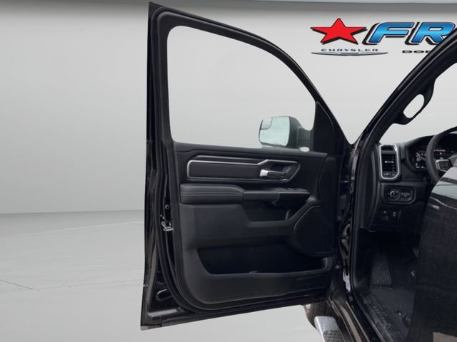 New 2026 Diamond Black Crystal Pearlcoat RAM Big Horn/Lone Star image 10