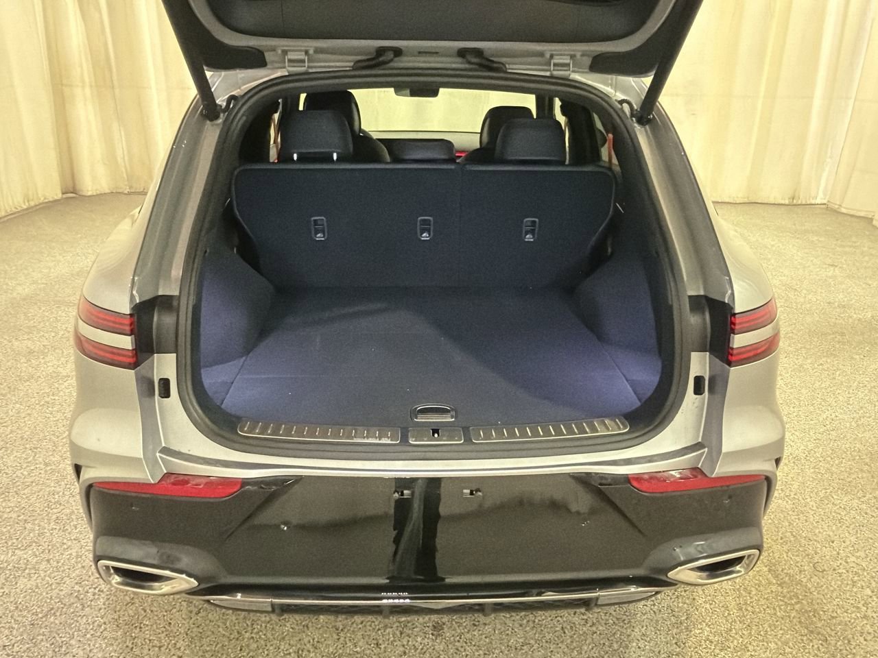 New 2026 Savile Silver Genesis 2.5T SPORT PRESTIGE image 17