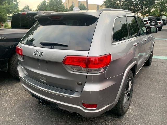 Used 2019 Silver Jeep Overland image 8