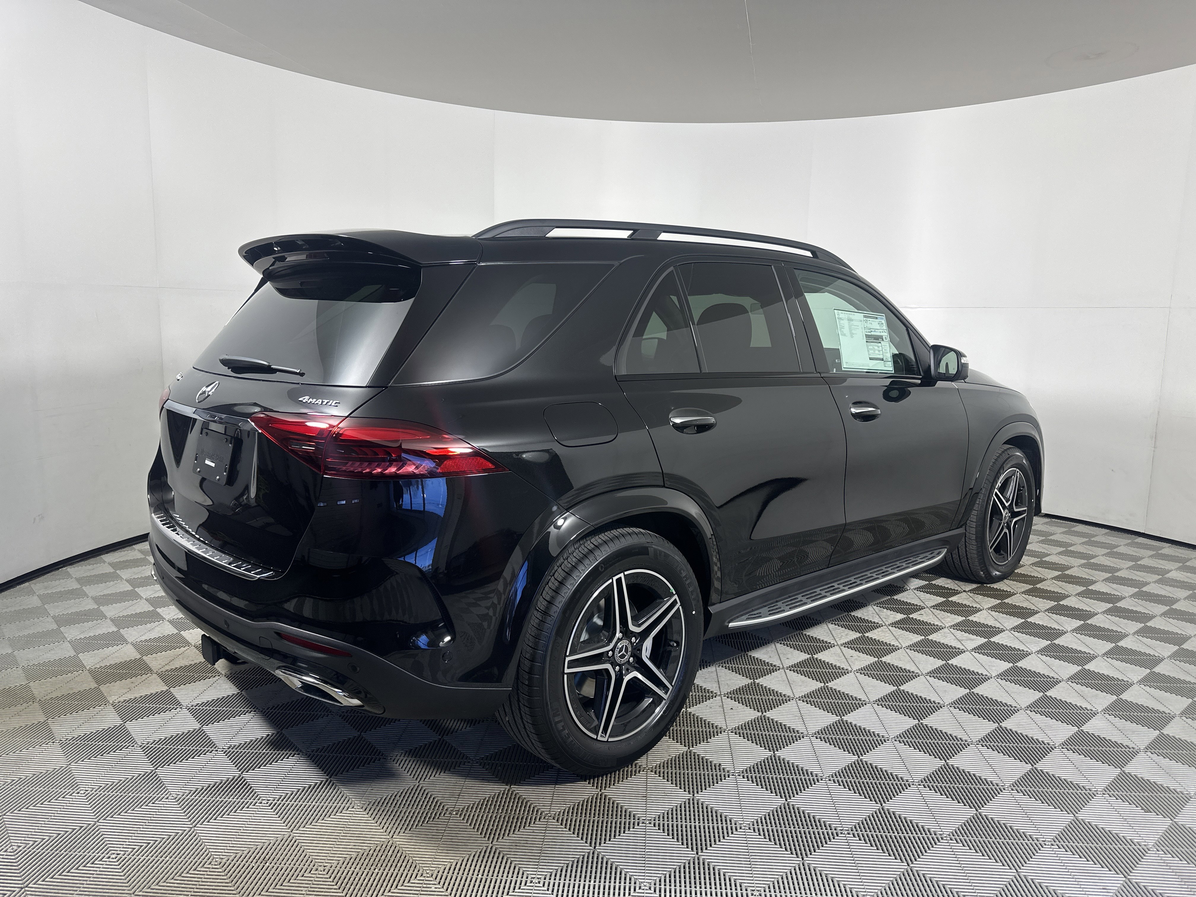 New 2026 Obsidian Black Metallic Mercedes-Benz GLE 450 image 7
