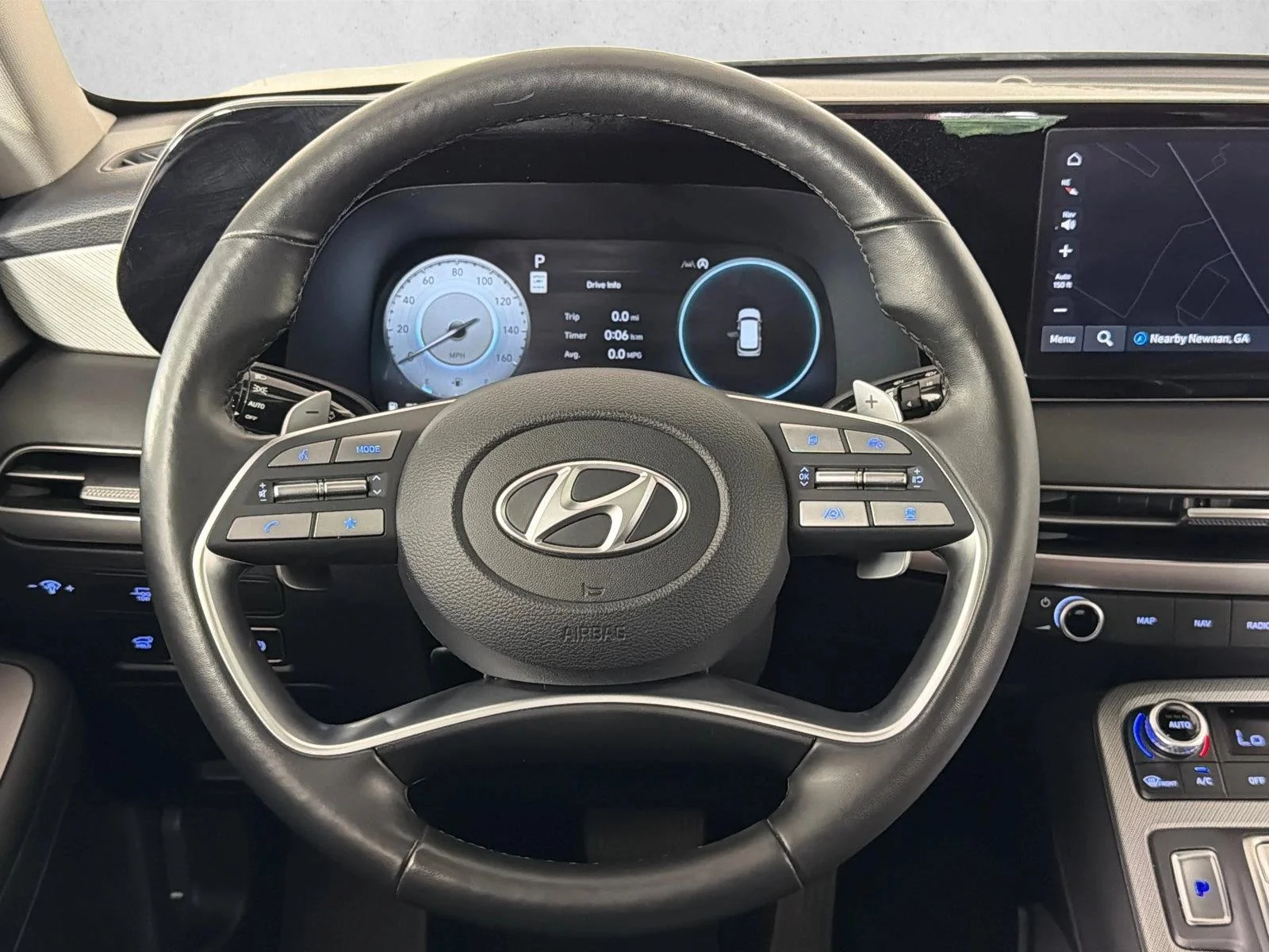 Used 2023 Gray Hyundai SEL image 26