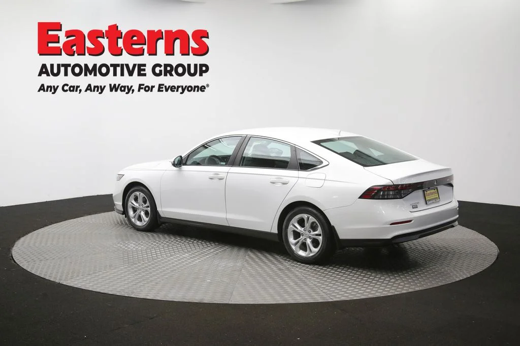 Used 2023 White Honda LX image 63