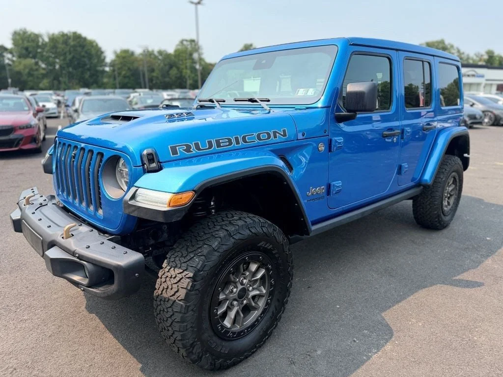 Used 2021 Hydro Blue Pearlcoat Jeep Rubicon 392 Unlimited 4x4 w/ Sky One-Touch Power Top image 9