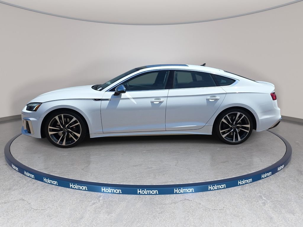 Used 2024 White Audi  image 9
