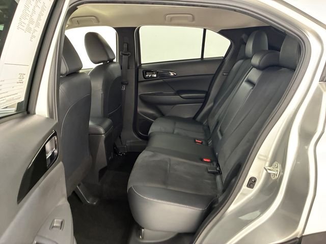 Used 2024 Silver Mitsubishi SE / CAR BRAVO CERTIFIED image 18